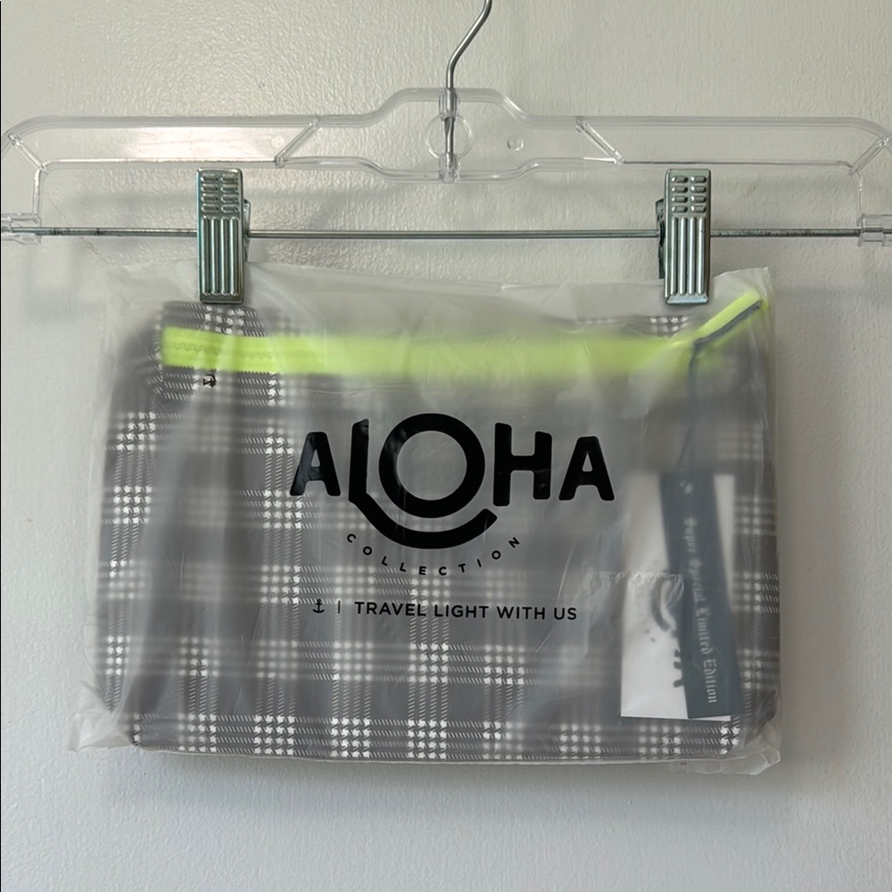 Aloha Collection: Super Special Limited Edition Palaka Coconut Small Pouch